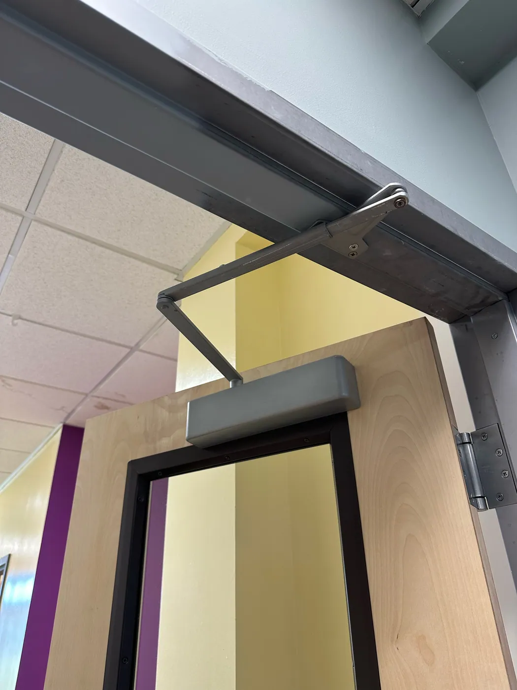 Commercial door closer installation